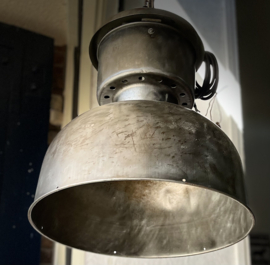 metalen hanglamp, industriële plafondlamp