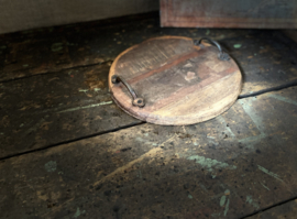 broodplank rond met handvat, rond plateau
