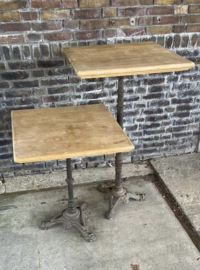 tafel met houten blad en metalen poot - hoog