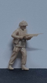 F-alk62 L4A1 gunner pushing up