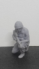 F-MGB01 Kneeled and Ready