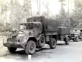 YA-126 Toolset 1/35 schaal 1 ton truck.