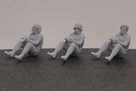 F-NGJ04 On top of the look out (binoculars)