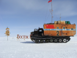 Soviet Antartic, Kharkovchanka's 1/700