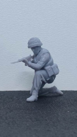 F-alk25 covering fire with the SLR