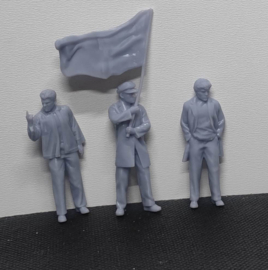 F-RCV17 Looking from a distance