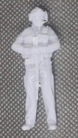 F-CAF05 C7A2 standing riflemen