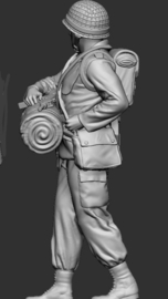 F-KMA-07 Medic, marching with Uzi