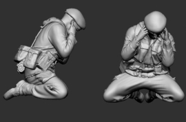 F-alk53 Covering the ears, 81mm gunner