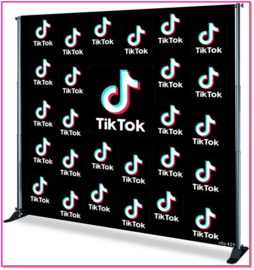 Tik Tok wand