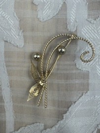broche elegant