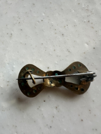 broche mini strikje