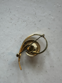 broche maron