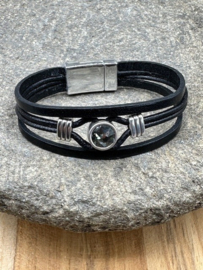 armband black stone