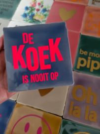 DE KOEK IS NOOIT OP