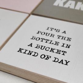 HOUTEN TEGELTJE MET EIGEN TEKST/QUOTE