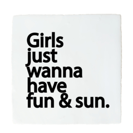 GIRLS, FUN & SUN