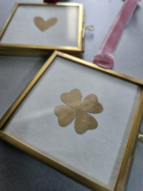 MESSING HANGER 6 x 6 MET GLITTER HARTJE OF KLAVER 4