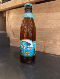Kona [Hawaï] Big Wave Golden Ale  4.4% 33,5cl.
