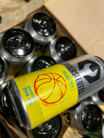 Moersleutel [Alkmaar] Blueprints Basletball DIPA 8% 44cl.