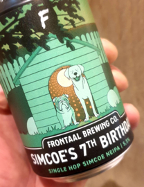 Frontaal Simcoes 7th Birthday Single Hop Simcoe NEIPA 5,5% 33cl