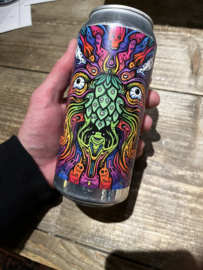 White Dog {Dordrecht] collan Folking Brew [Groningen] Drip IPA 6% 44cl.