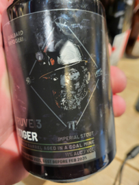 Svalbard Bryggeri Spitsbergen [N}  Gruve 3 Stiger BA  Imp. Stout 11% 33 cl