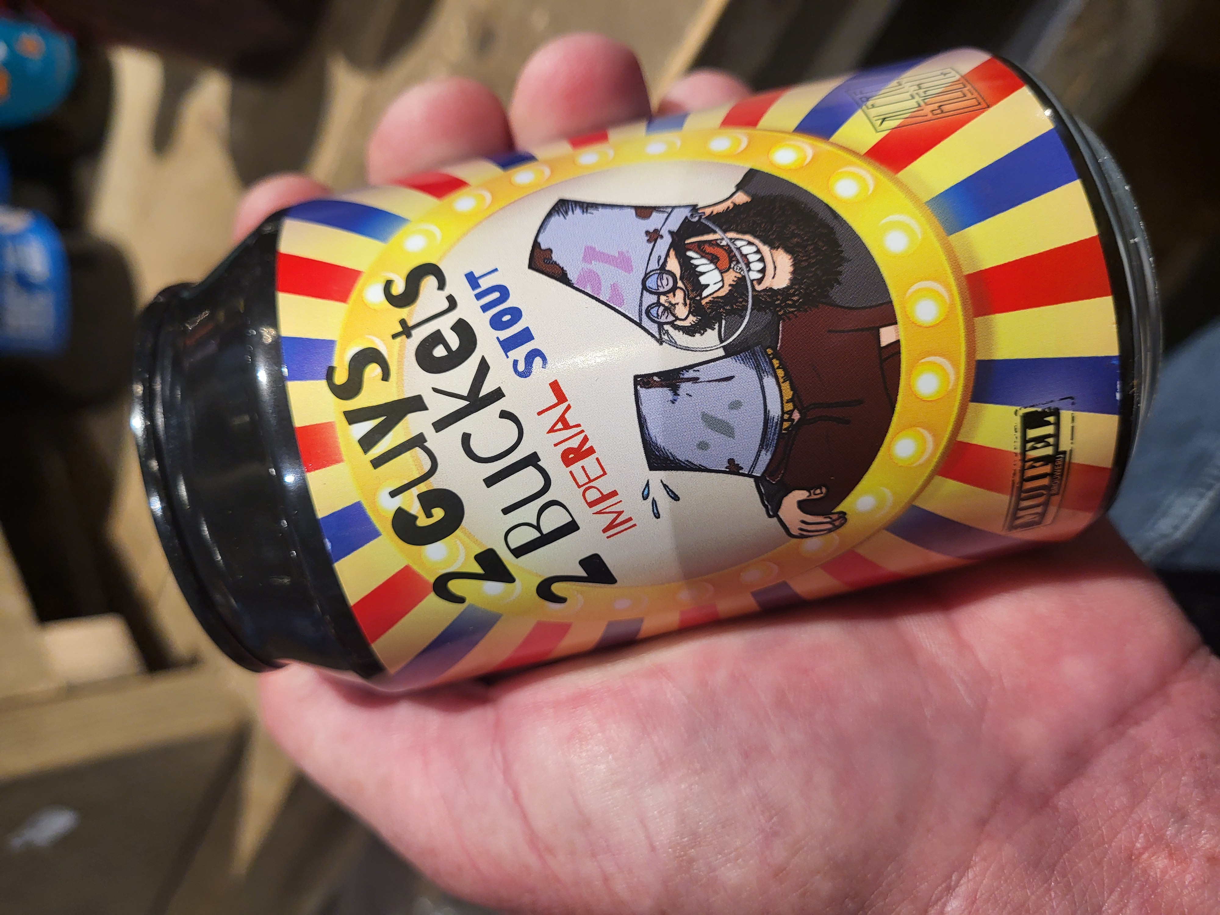 Muifel [Oss] collab Klere Boght [Alphen ad Rijn] 2 Guys , 2 buckets Imp. Stout 12% 33cl