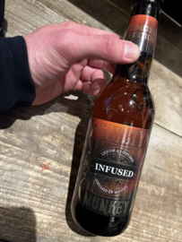 Guilty Monkey [Nijmegen] Liquor 43 Infused Ltd Edition 7.6% 33cl.