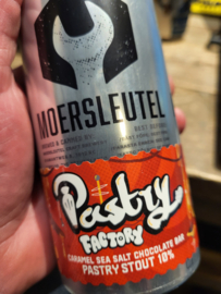 Moersleutel [Alkmaar]  Pastry Factory Caramel Sea Salt Choco Bar