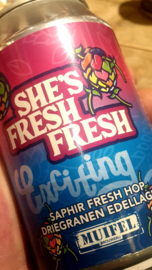 Muifel [Oss] She's Fresh Saphir FResh Hop  3-granen Edellager 5% 33cl.