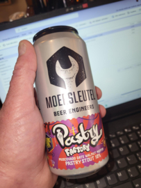 Moersleutel [Alkmaar] Pastry Factory Muscovado Date Walnut Muffin Pastry Stout 10% 44cl