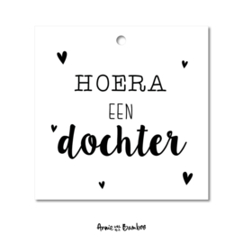 Cadeaulabel - Hoera een dochter - per 10 stuks