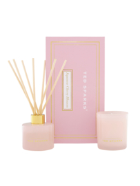 Giftset Japanese CherryBlossom Candle & Diffuser