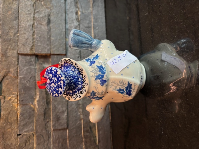 Bunzlau Kerstman met bezem F62, 2984 X