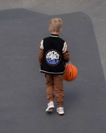 SKURK - Joggingbroek met zakritsen Beike - bruin