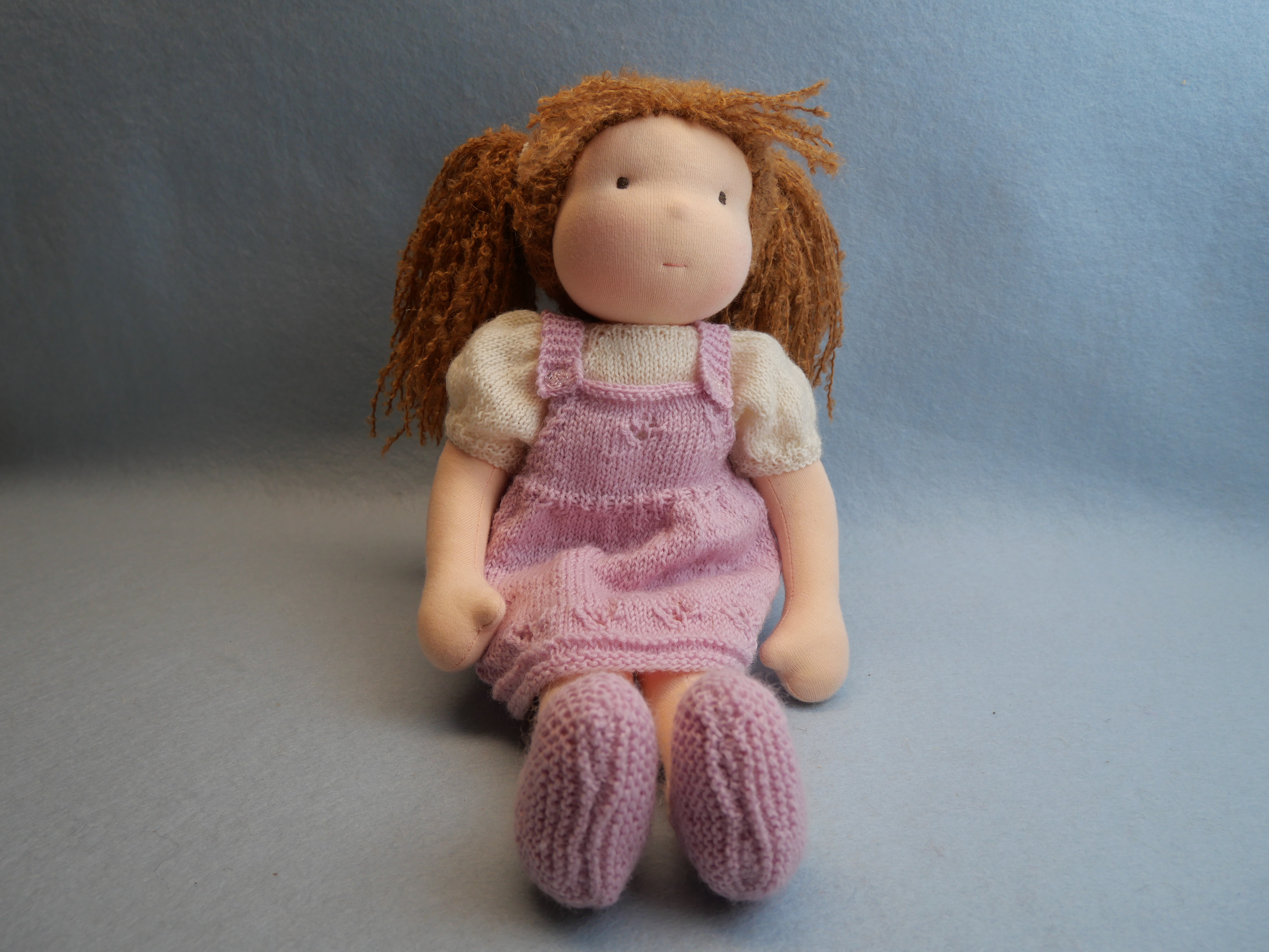 Pop 40cm met  twee staarten