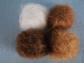 4 x  10  gram bolletjes Mohair