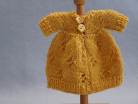 Jurkje met ajourpatroon en slofjes 20cm