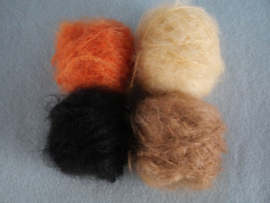 4 x 15 gram bolletjes mohair