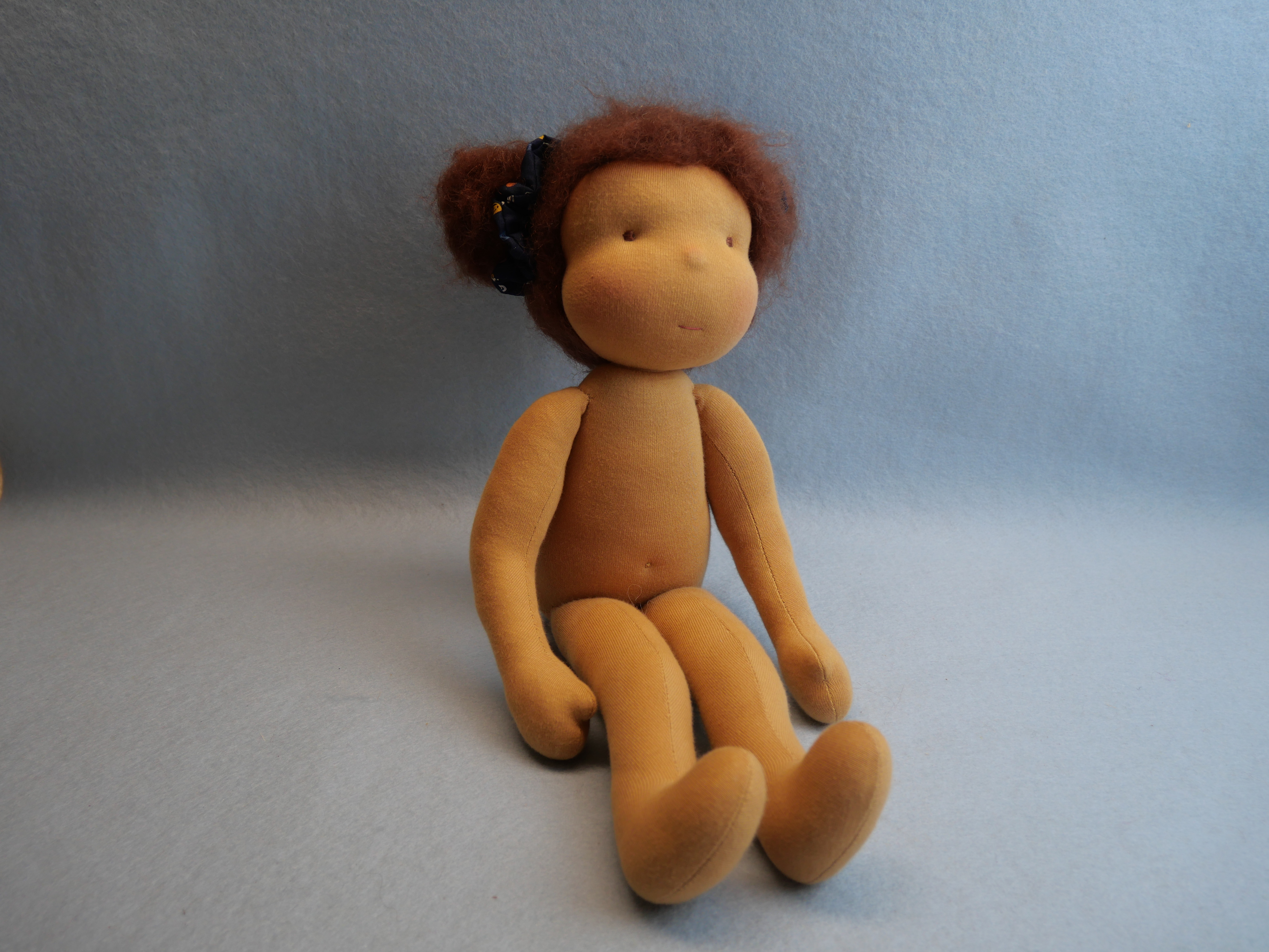 Pop 40cm met knotjes