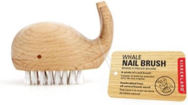 Wooden whale nagelborstel