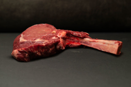 Tomahawk steak vanaf 1300 gram