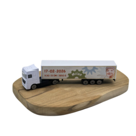 Geboortevrachtwagen Tandwiel Datum