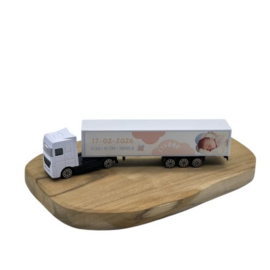 Geboortevrachtwagen Wolken Datum
