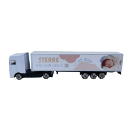Geboortevrachtwagen Wolken Naam