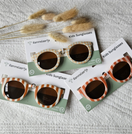 Baby- en peuterzonnebril gestreept Beige/Caramel | Rammelaartje