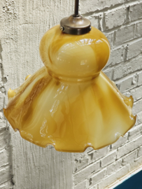 Vintage lamp gevlamd geel glas hanglamp.