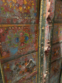Kleurrijke Oosterse set deuren uit India.