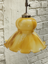 Vintage lamp gevlamd geel glas hanglamp.